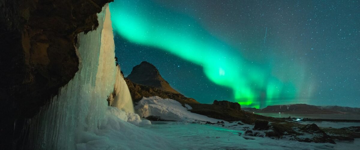 Aurora Boreal a gran velocidad en Islandia